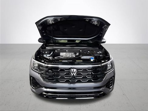 Certified 2024 Volkswagen Atlas SEL Premium R-Line AWD/4WD image 24