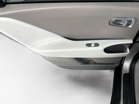 Used 2023 Hyundai Ioniq 6 SEL image 27