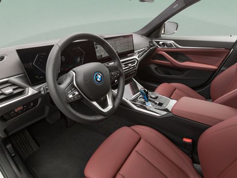Used 2023 BMW i4 eDrive35 RWD image 41