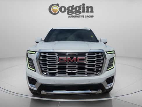 Used 2025 GMC Yukon Denali RWD image 8