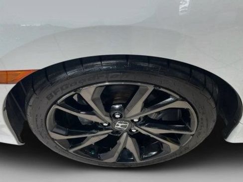 Used 2020 Honda Civic Sport image 12