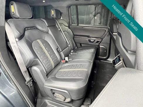 Used 2023 Rivian R1S Adventure AWD/4WD image 18