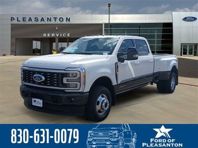 New 2025 Ford F350 King Ranch w/ FX4 Off-Road Package