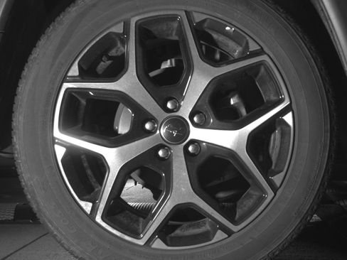 Used 2025 Jeep Compass Limited image 15