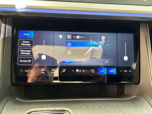 Used 2025 Jeep Wagoneer S Launch Edition image 30