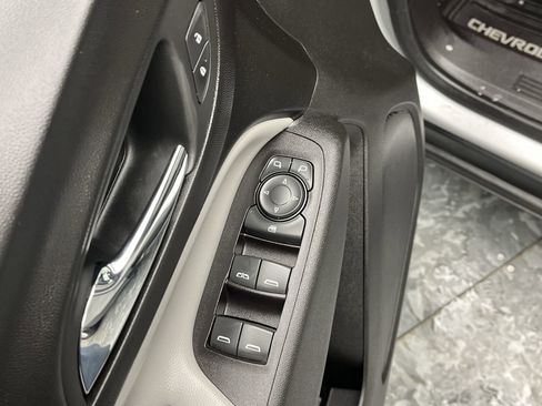 Used 2018 Chevrolet Equinox LS image 7