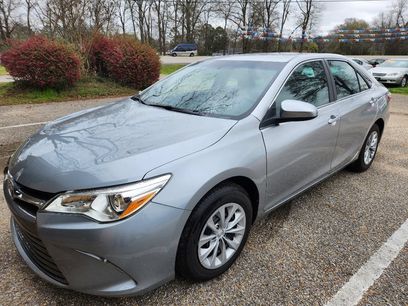 Used 2016 Toyota Camry LE