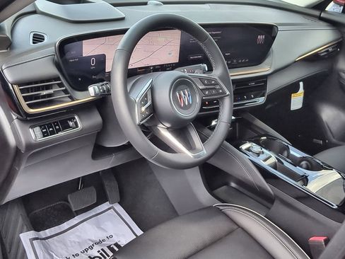 New 2025 Buick Envision Avenir image 10