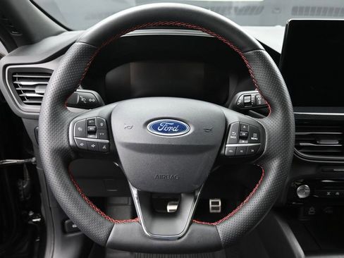 Used 2024 Ford Escape ST-Line w/ Tech Pack #1 AWD/4WD image 16