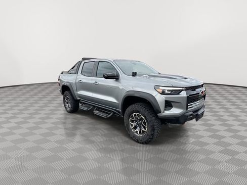 Certified 2024 Chevrolet Colorado ZR2 w/ ZR2 Convenience Package III image 2