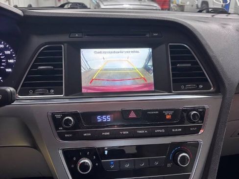 Used 2016 Hyundai Sonata SE FWD image 6