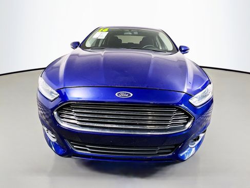 Used 2016 Ford Fusion SE w/ Equipment Group 201A image 11