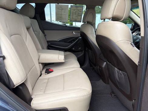 Used 2017 Hyundai Santa Fe Sport AWD/4WD image 18