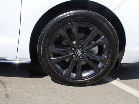 Certified 2026 Toyota Sienna XSE FWD image 10