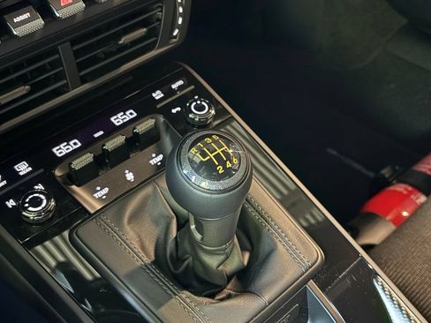 Used 2026 Porsche 911 GT3 RWD image 35
