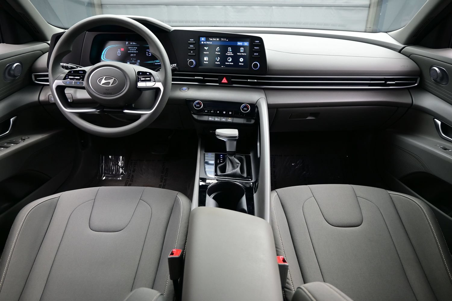 Certified 2026 Hyundai Elantra Hybrid FWD image 16