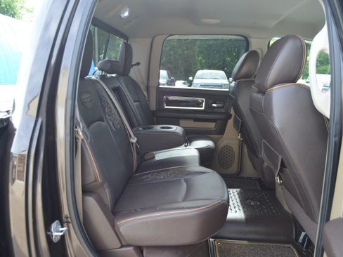 Used 2011 RAM 1500 Laramie Longhorn AWD/4WD image 18