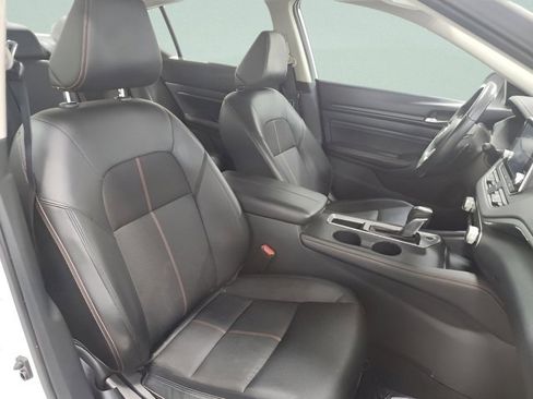 Used 2019 Nissan Altima 2.5 SR image 15