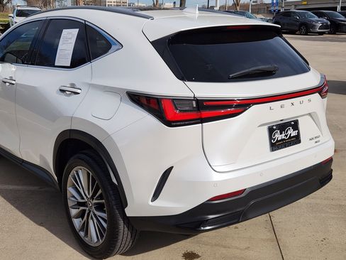 Used 2022 Lexus NX 350 AWD w/ Luxury Package image 12