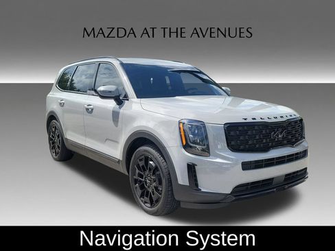 Used 2022 Kia Telluride EX w/ EX Premium Package AWD/4WD image 4