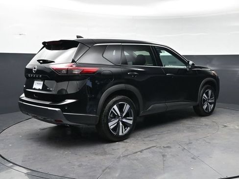Used 2026 Nissan Rogue SL AWD/4WD image 5