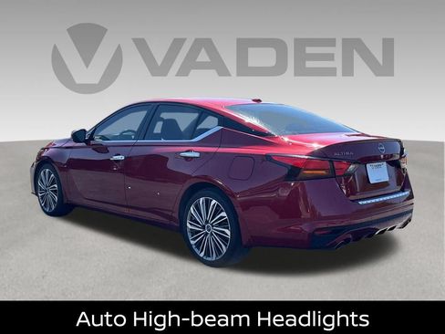 Used 2023 Nissan Altima 2.5 SL FWD image 29