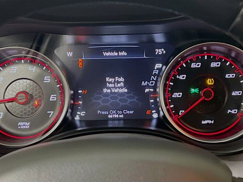 Used 2022 Dodge Charger SXT RWD image 22