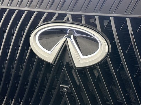 Used 2025 INFINITI QX80 Luxe AWD/4WD image 36