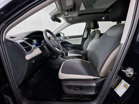 New 2026 Volkswagen Taos SE AWD/4WD image 10