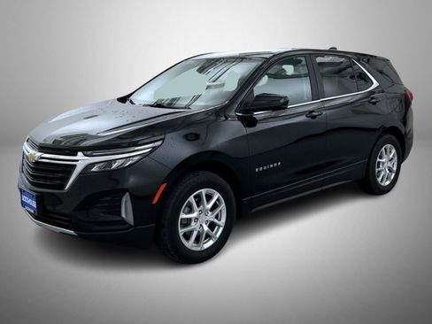 Used 2024 Chevrolet Equinox LT image 1