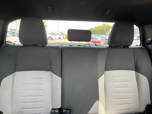 Used 2024 Toyota Tacoma TRD Sport image 36