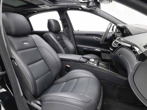 Used 2012 Mercedes-Benz S 63 AMG image 4