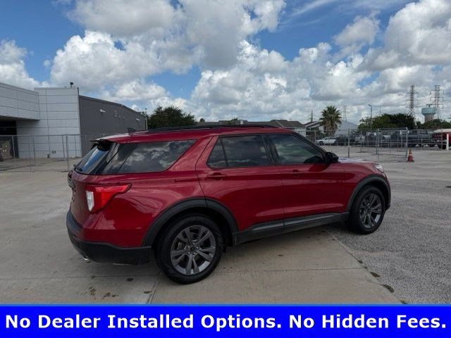 Used 2022 Ford Explorer XLT w/ Equipment Group 202A RWD image 3
