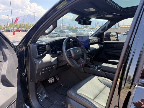 Used 2025 Toyota Sequoia TRD Pro AWD/4WD image 10