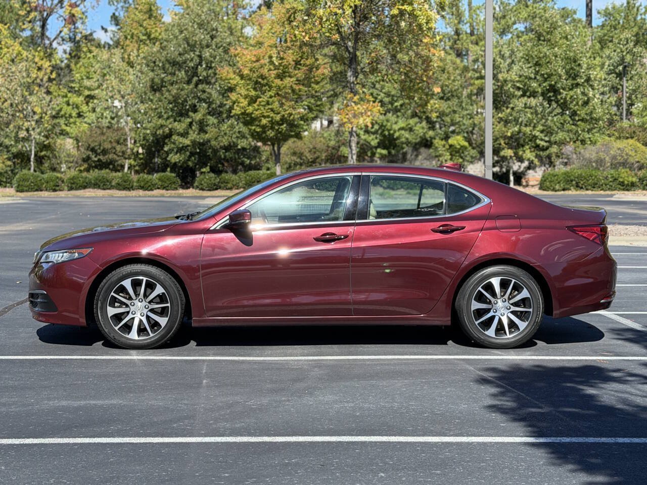 Used 2016 Acura TLX w/ Technology Package FWD image 5