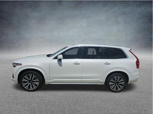 Used 2020 Volvo XC90 T6 Momentum w/ Protection Package Premier AWD/4WD image 4