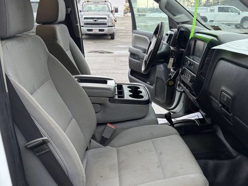 Used 2019 Chevrolet Silverado 2500 W/T w/ WT Convenience Package image 11