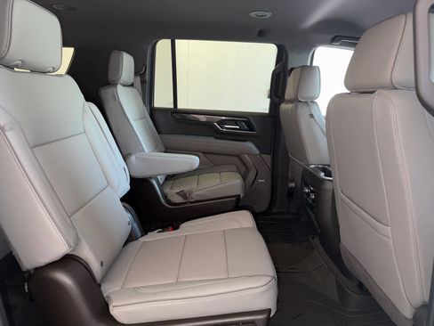 New 2026 GMC Yukon XL Elevation w/ LPO, Floor Liner Package image 36