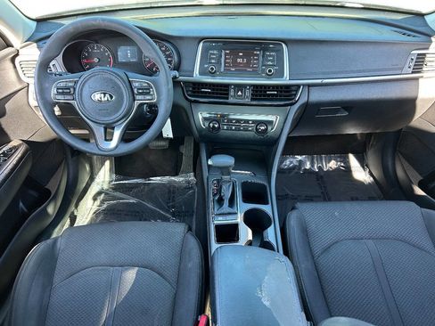 Used 2017 Kia Optima LX w/ Option Group 014 image 14