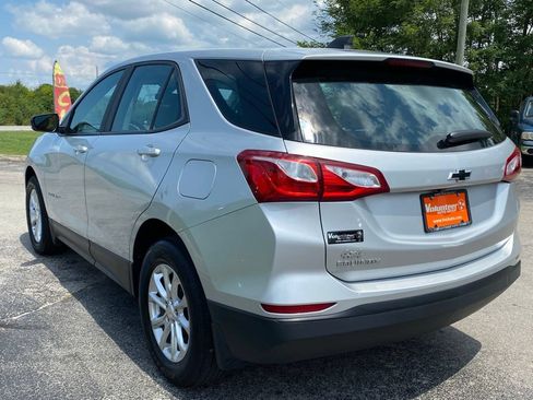 Used 2021 Chevrolet Equinox LS FWD image 8