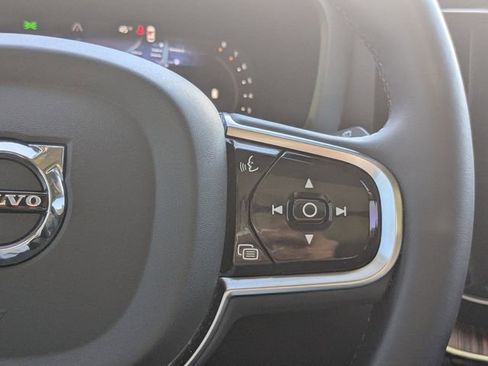 Certified 2024 Volvo XC60 B5 Plus w/ Protection Package Premier image 32