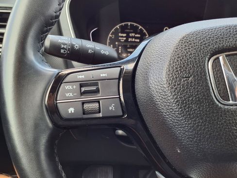 Certified 2025 Honda Pilot EX-L image 15