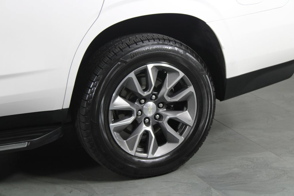 Used 2022 Chevrolet Tahoe LT w/ LT Signature Plus Package RWD image 14