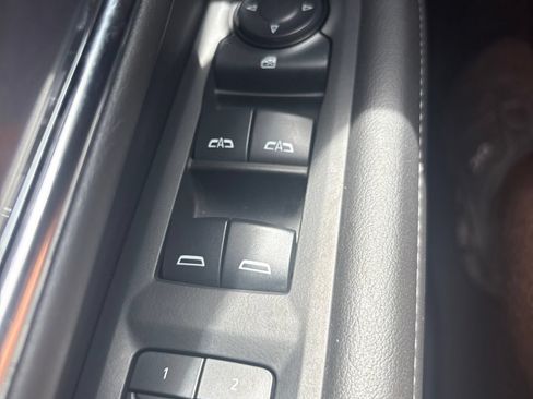 Used 2024 Chevrolet Tahoe LT RWD image 15