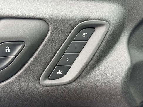 Used 2023 GMC Acadia AT4 w/ Technology Package image 19