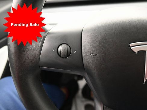 Used 2019 Tesla Model 3 Standard Range Plus image 20