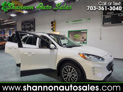 Used 2022 Ford Escape Titanium w/ Titanium Premium Package image 1