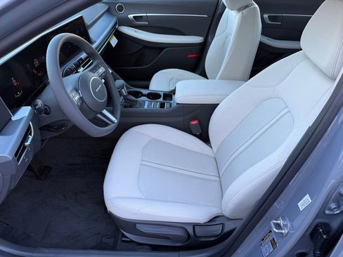 New 2026 Hyundai Sonata SE FWD image 10