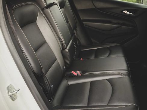 Used 2020 Chevrolet Equinox LT w/ Sport Edition AWD/4WD image 28