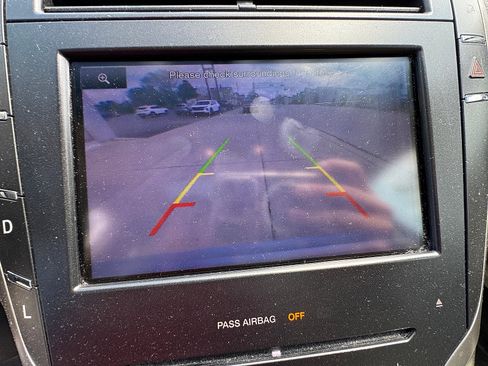 Used 2013 Lincoln MKZ Hybrid FWD image 13